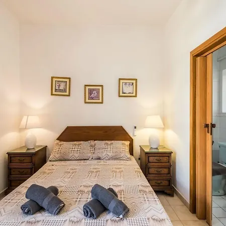 Getawaysmalta - Bayview In St Pauls Bay Apartment *